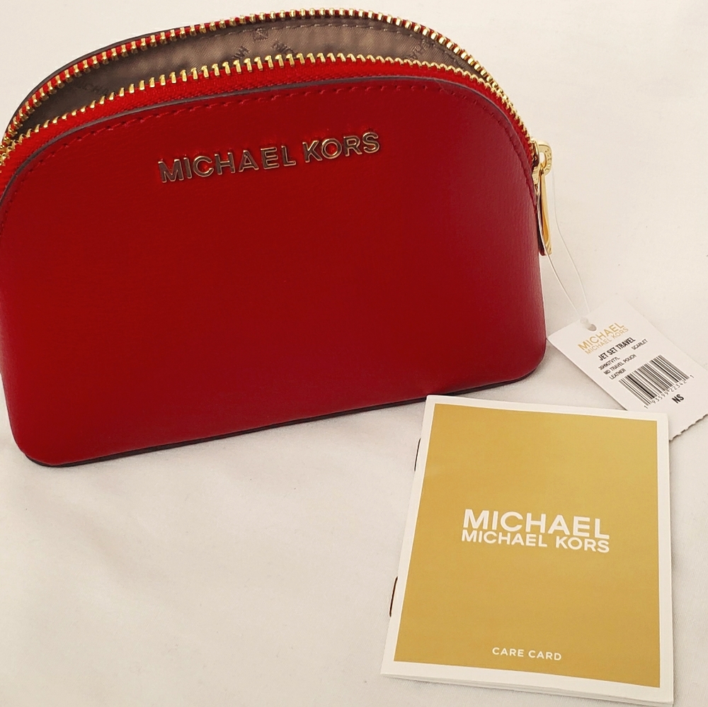 Michael Kors Mini travel bag